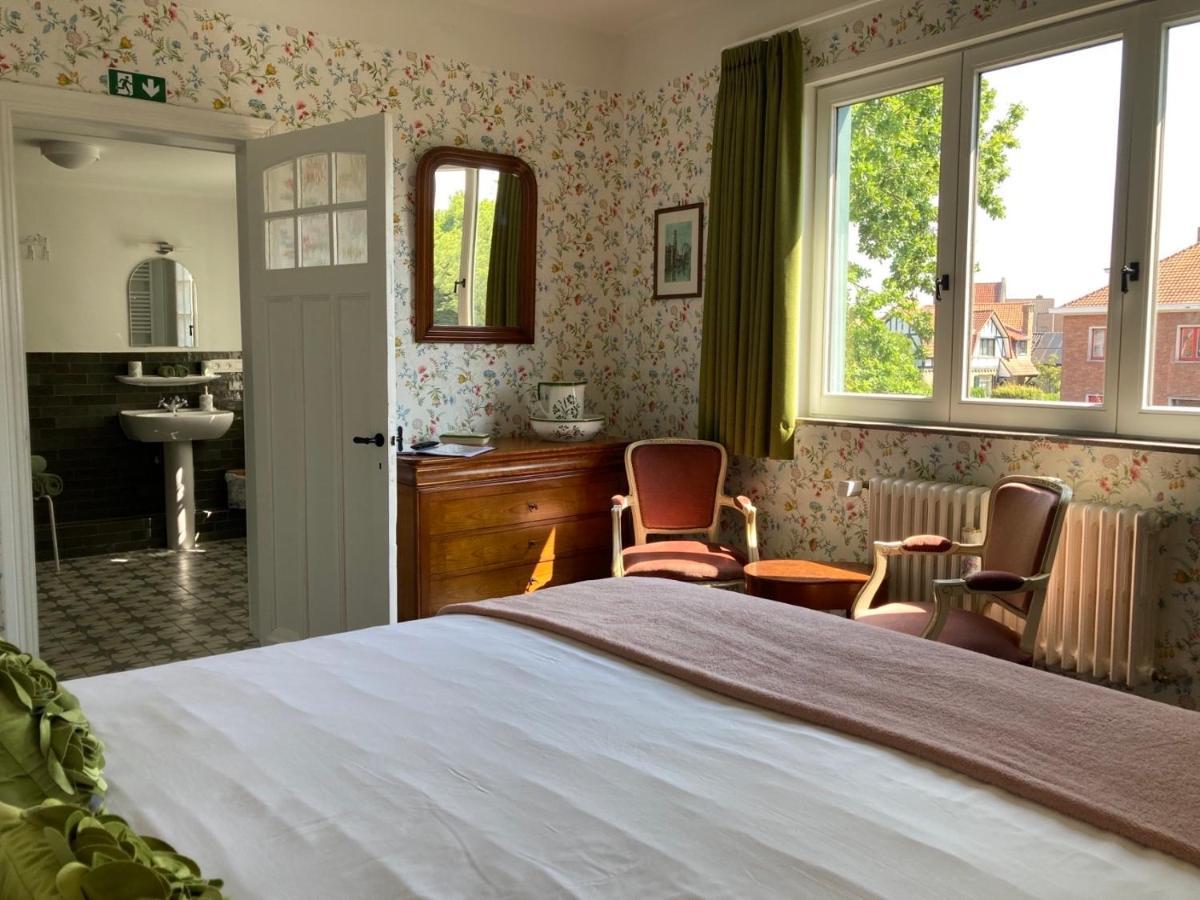 ブルージュ Tree & B Bed & Breakfast エクステリア 写真