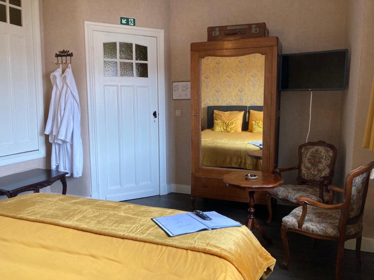 ブルージュ Tree & B Bed & Breakfast エクステリア 写真