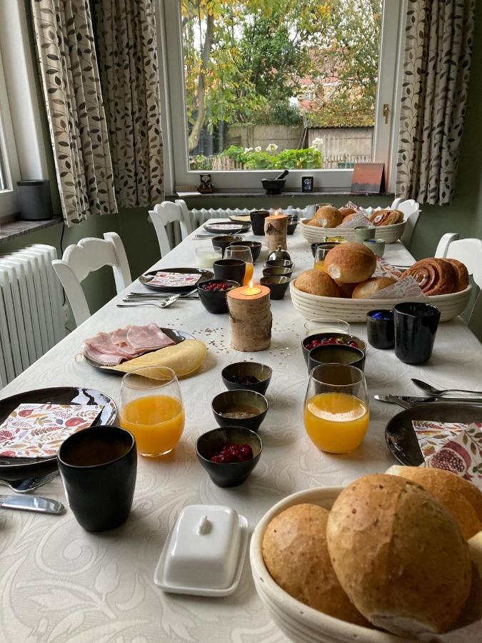 ブルージュ Tree & B Bed & Breakfast エクステリア 写真